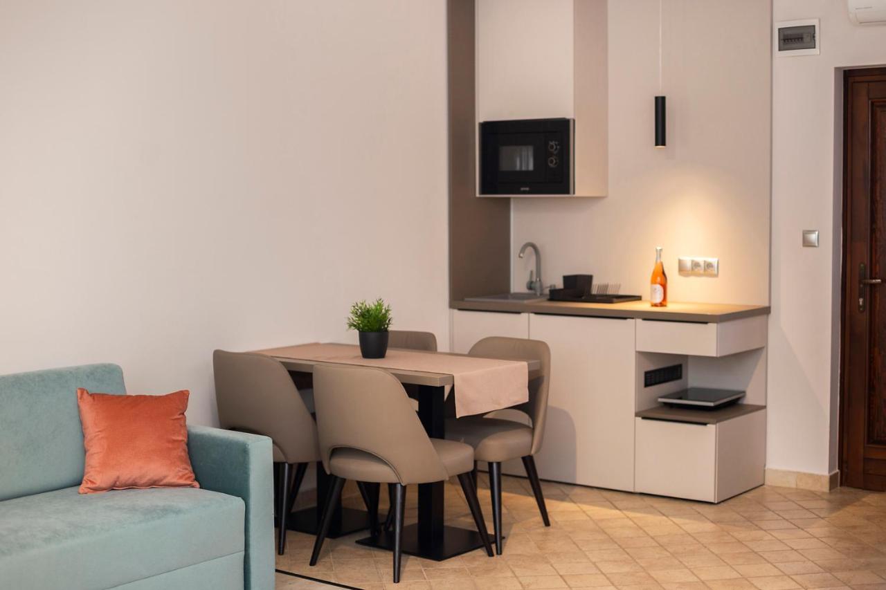 Vegvar Spa Apartman Gyula Exteriör bild