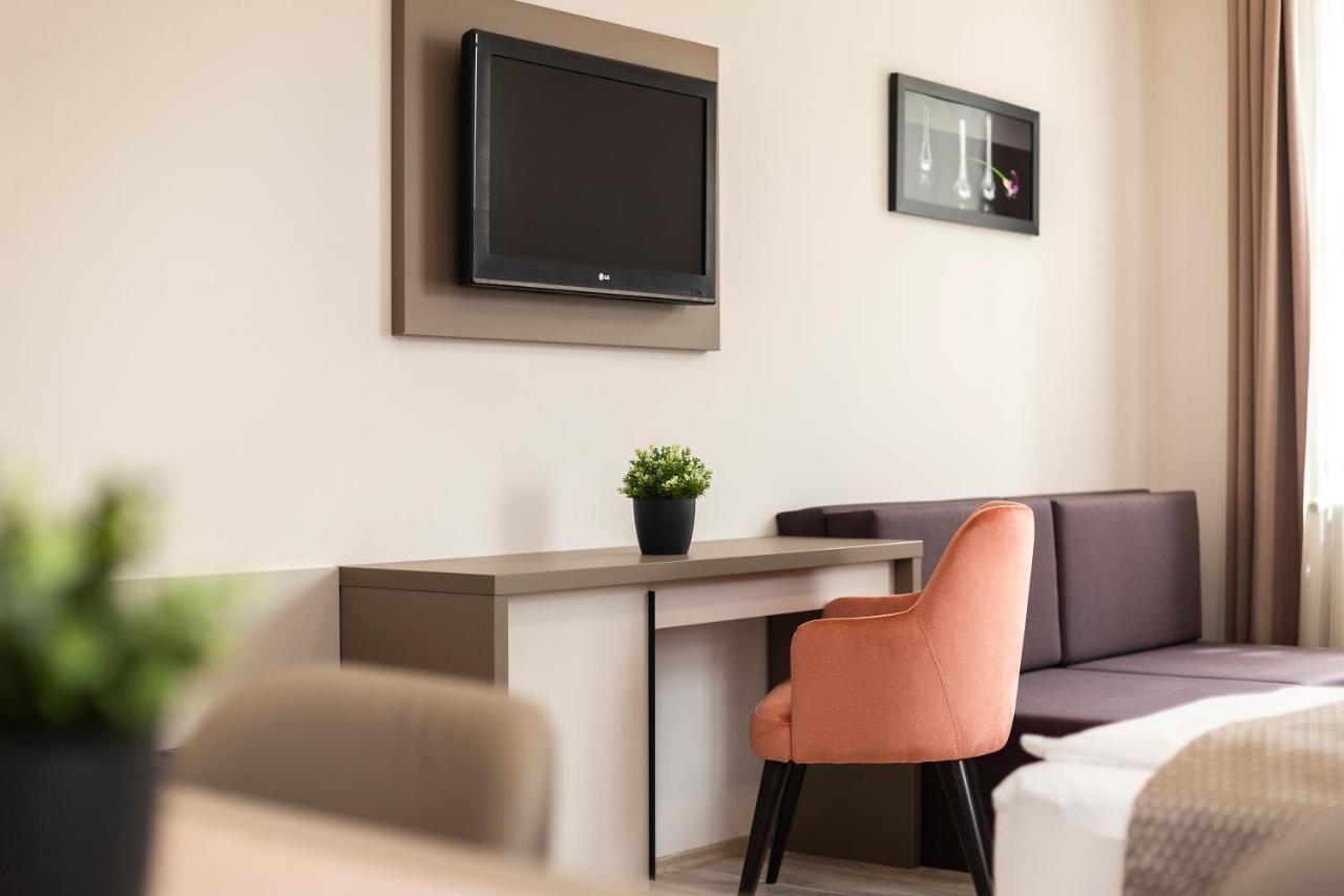 Vegvar Spa Apartman Gyula Exteriör bild