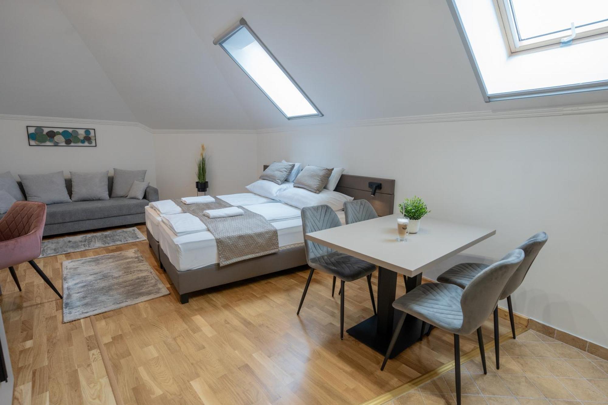 Vegvar Spa Apartman Gyula Exteriör bild