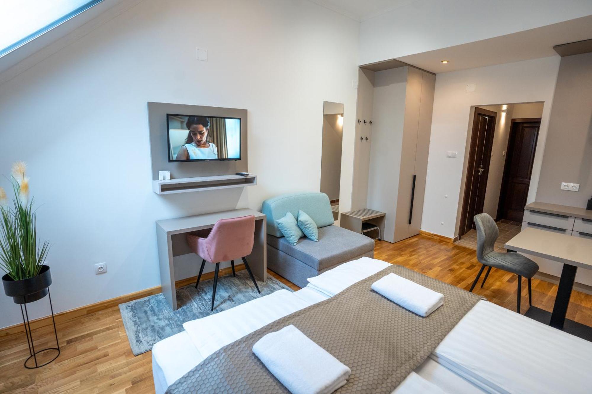 Vegvar Spa Apartman Gyula Exteriör bild