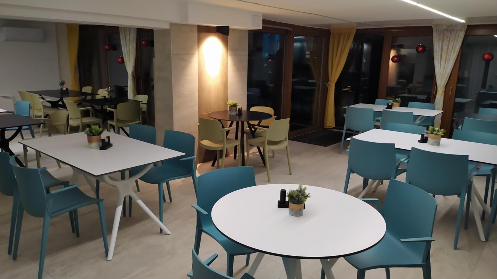 Vegvar Spa Apartman Gyula Exteriör bild